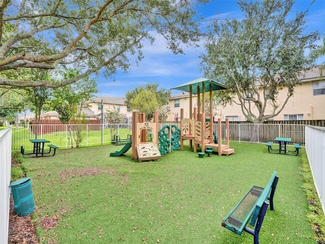 Building Photo - 8986 NW 53rd Ct