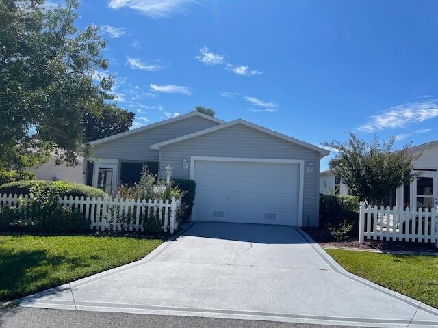 Foto del edificio - 2340 Pickens Pl