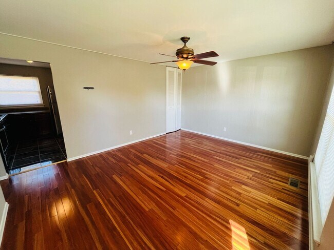 Foto del edificio - Three bedroom home for rent!