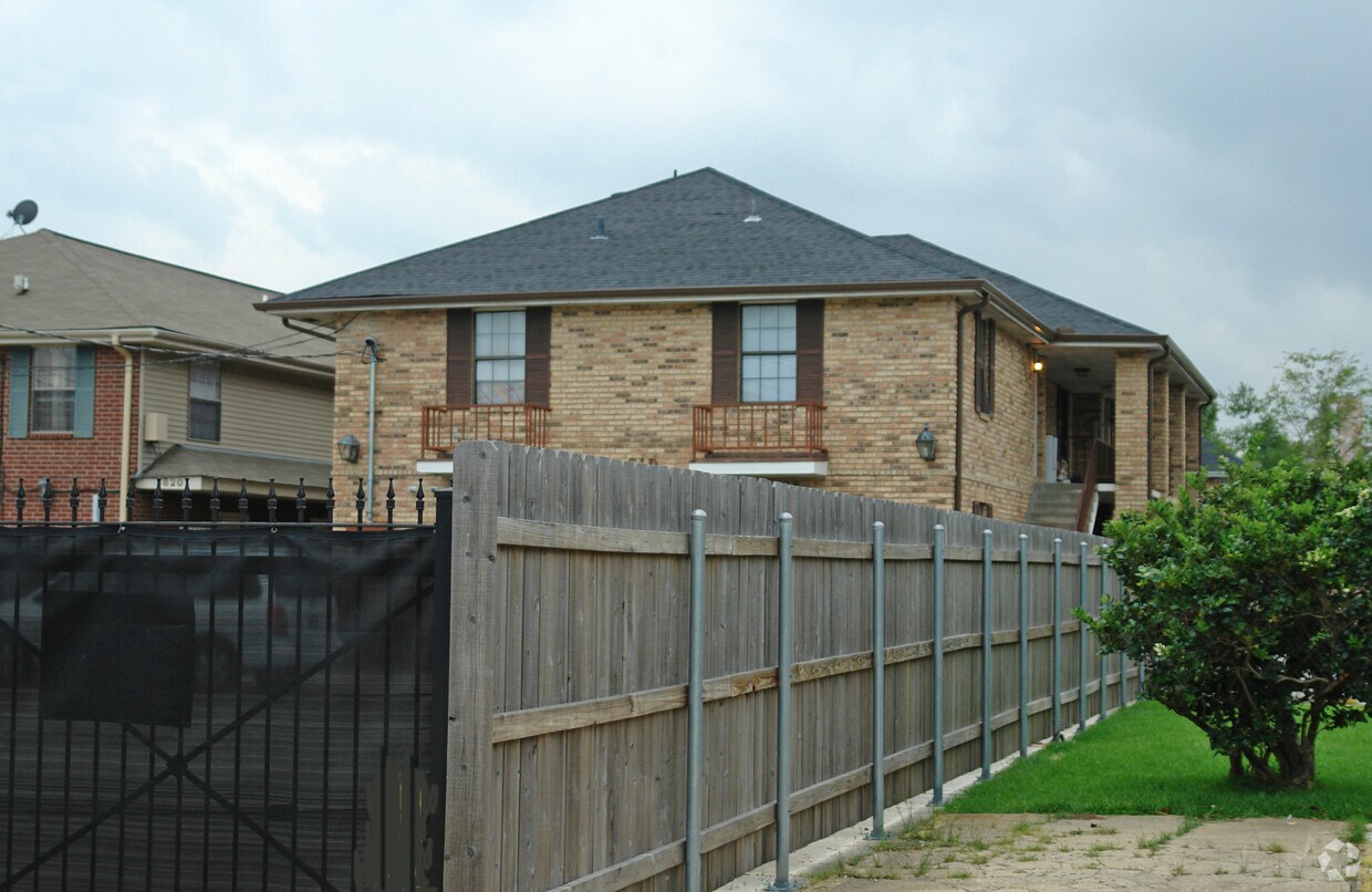 3900 Division St, Metairie, LA 70002 Apartments in Metairie, LA