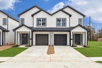 Building Photo - 6838 Westover St