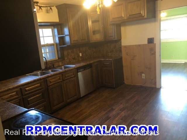 Building Photo - 3 br, 1 bath House - 344 Happy Rescue Rd