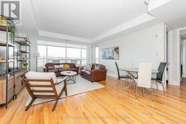 Photo du bâtiment - 1422 Wellington St