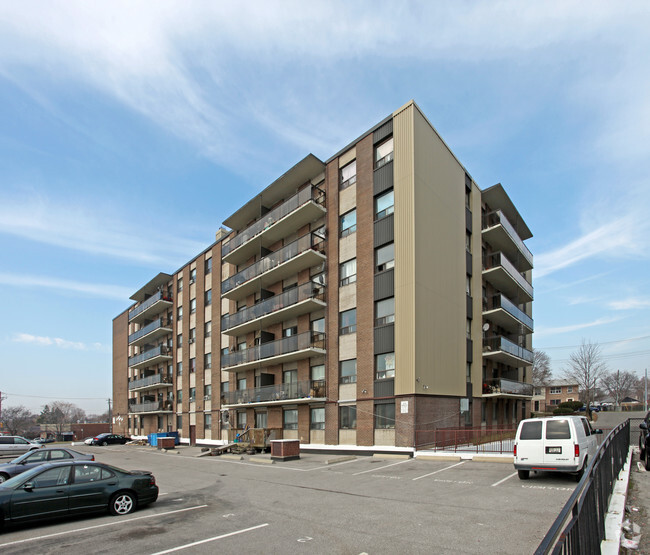 Building Photo - Cedarbrae Towers West