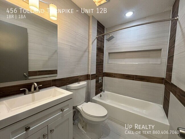 Foto del edificio - 456 Tolland Turnpike