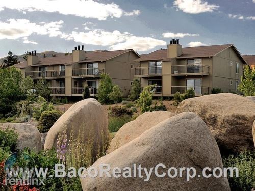 Building Photo - 5250 Villa Verde Dr