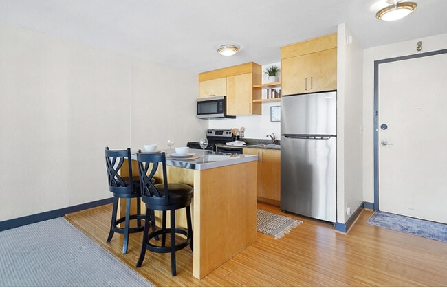 Foto del edificio - 111 SW Harrison St