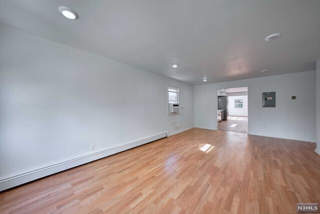 Building Photo - 265 Highland Ave