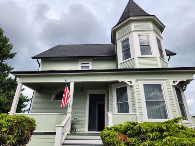 Building Photo - 1170 Peace Portal Dr