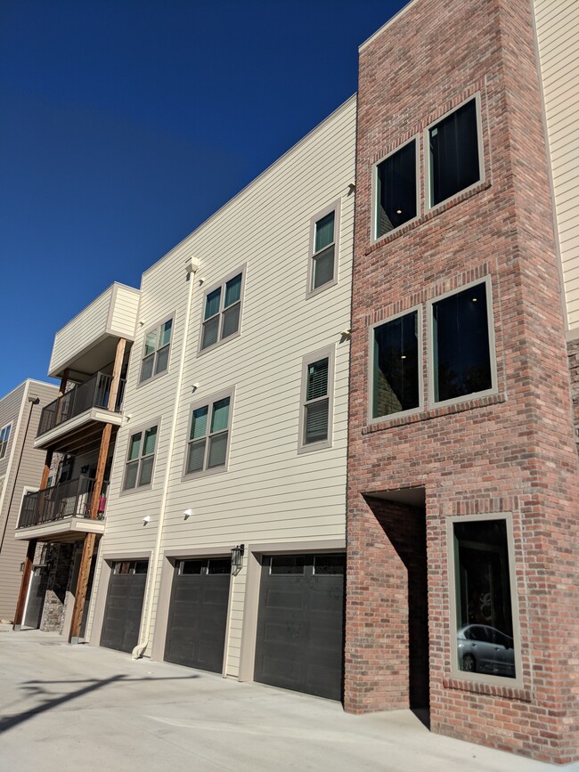 Building Photo - 1741 Kentucky St
