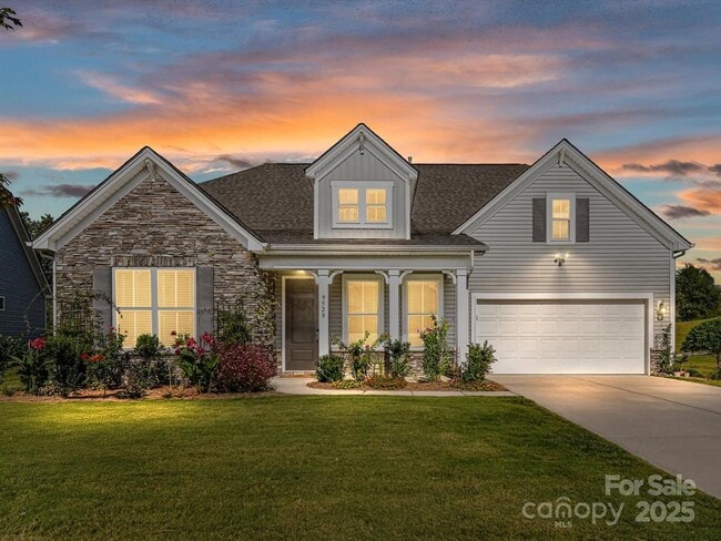 Foto del edificio - 9528 Horsebit Ln