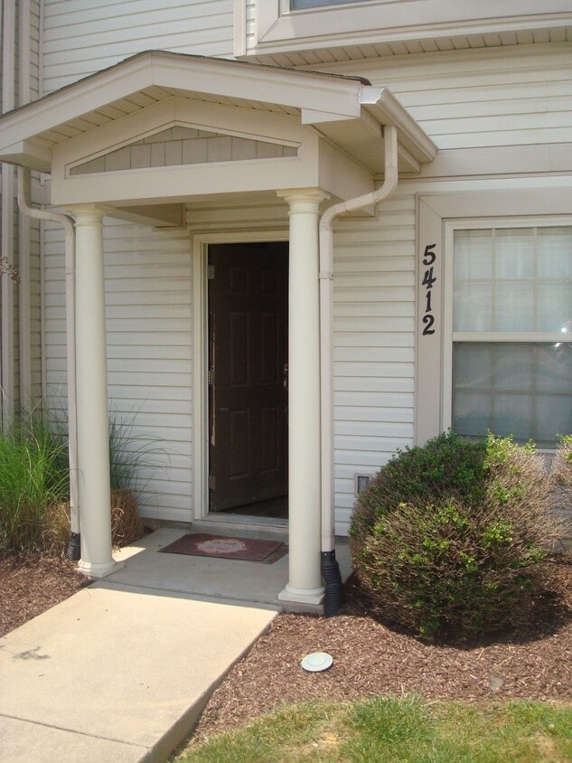 5412 Perlou Ln, Murfreesboro, TN 37128 Condo for Rent in Murfreesboro, TN
