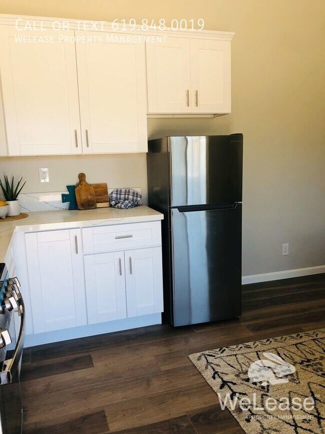 Building Photo - Cozy & Fully Renovated Studio!