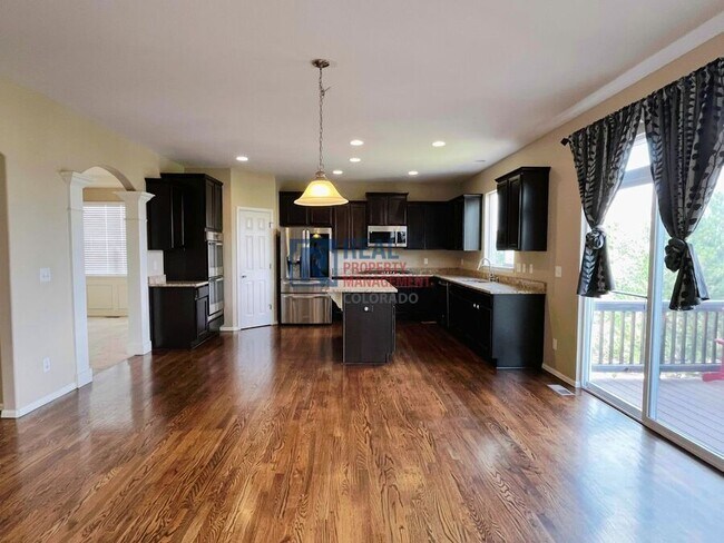 Building Photo - 2695 Mountain Sky Dr