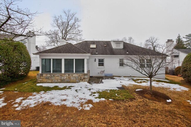 Foto del edificio - 4709 River Rd