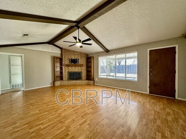Foto del edificio - 7006 Vinton Ave