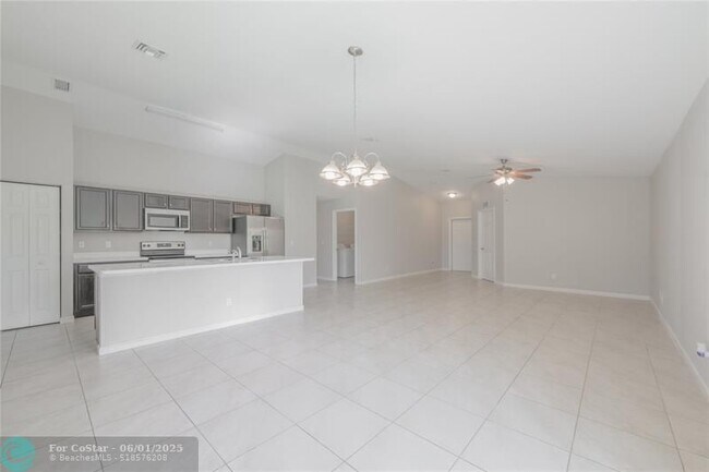 Foto del edificio - 1292 SW Lawndale Ave