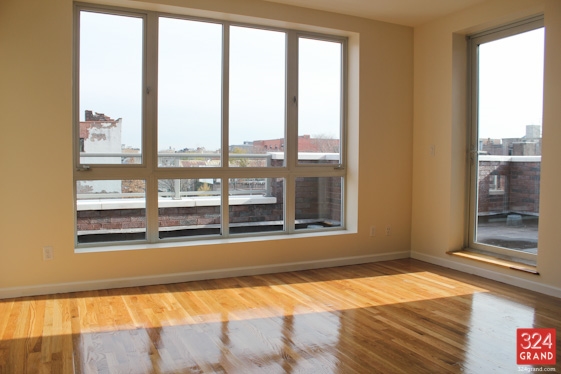Living Area - 324 Grand Ave