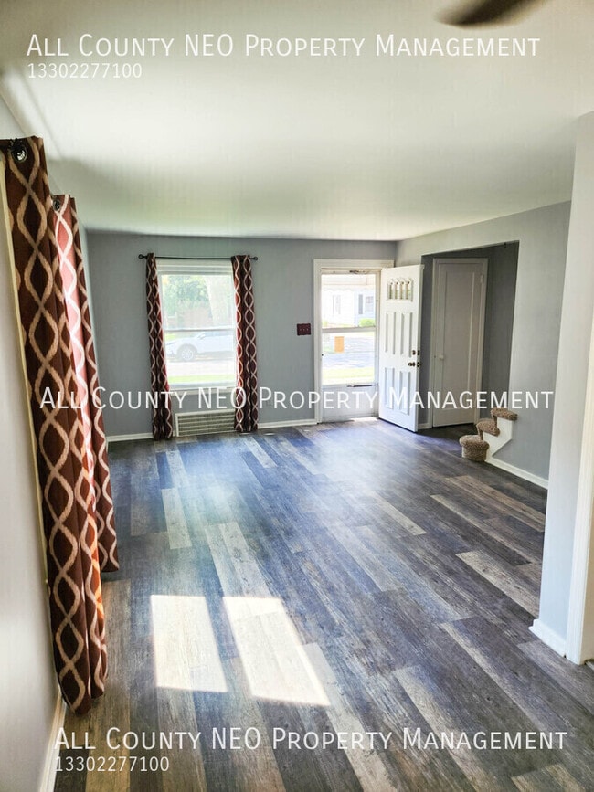 Building Photo - 21791 S Lake Shore