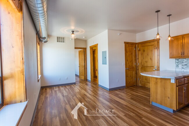 Foto del edificio - 120 W 1st St