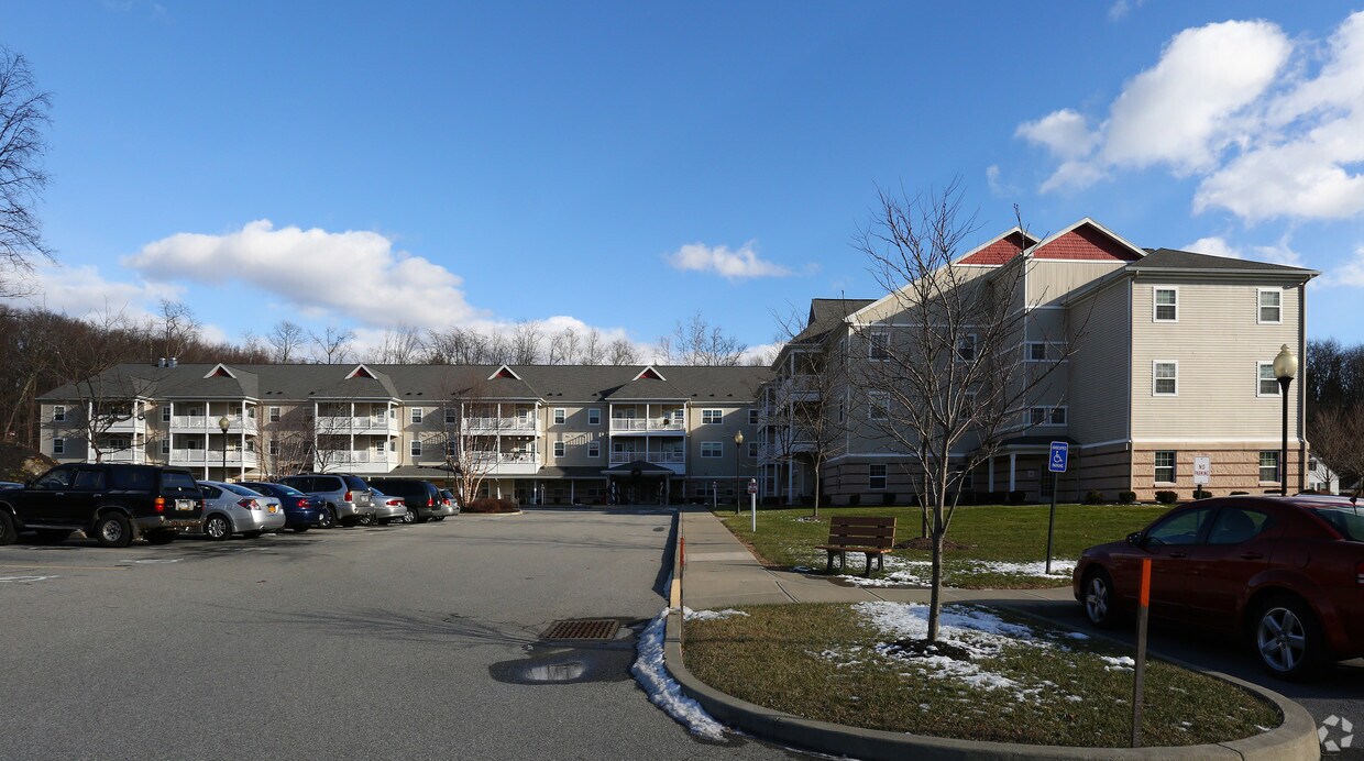 Stone Ledge Apartments Hyde Park