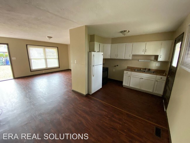 Building Photo - 2 br, 1 bath House - 3464 Ontario Avenue