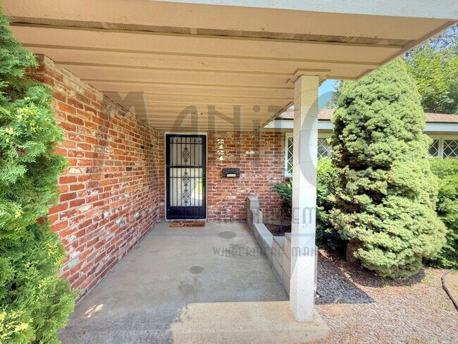 Foto del edificio - South Hill Red Brick Rancher