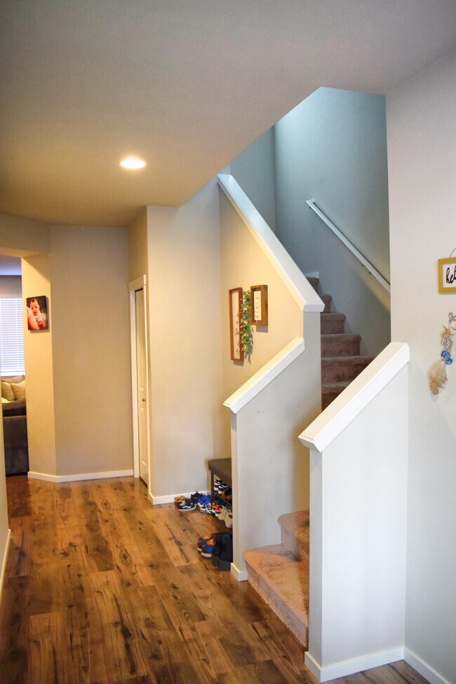 Foto del edificio - 2926 Fiddleback St NE