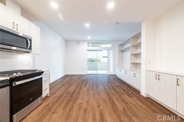 Foto del edificio - 709 E Walnut St