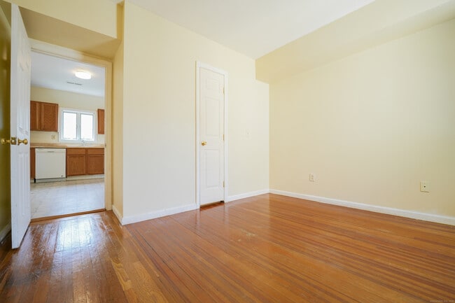 Building Photo - 24 Burr Ave