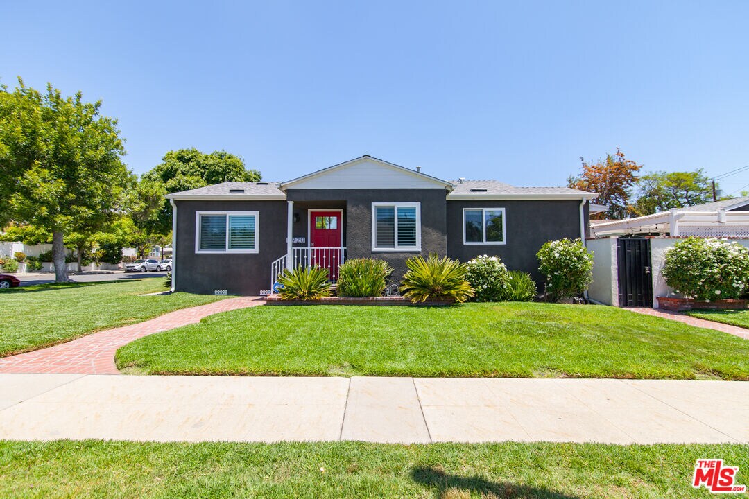 Foto principal - 3920 W Clark Ave