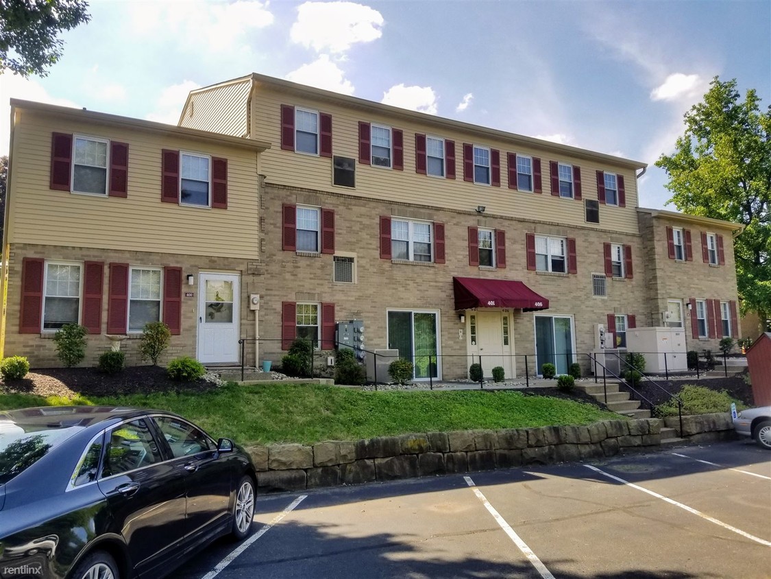 Primary Photo - 3 br, 1.5 bath Townhome - 400 Bellwood Drive