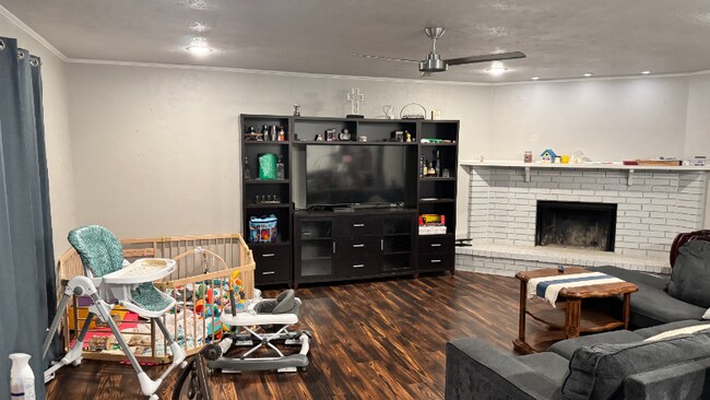 Foto del edificio - 230 Green Canyon Dr