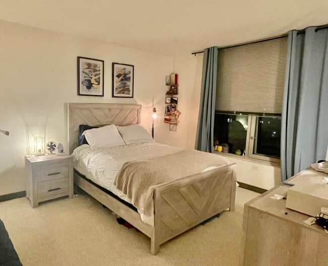 Foto del edificio - 425 W Beech St