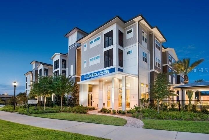 Foto principal - 3160 Integra Lakes Ln