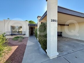 Building Photo - 1951 E Del Sur Dr