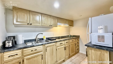 Building Photo - 21 Lockmere Terr