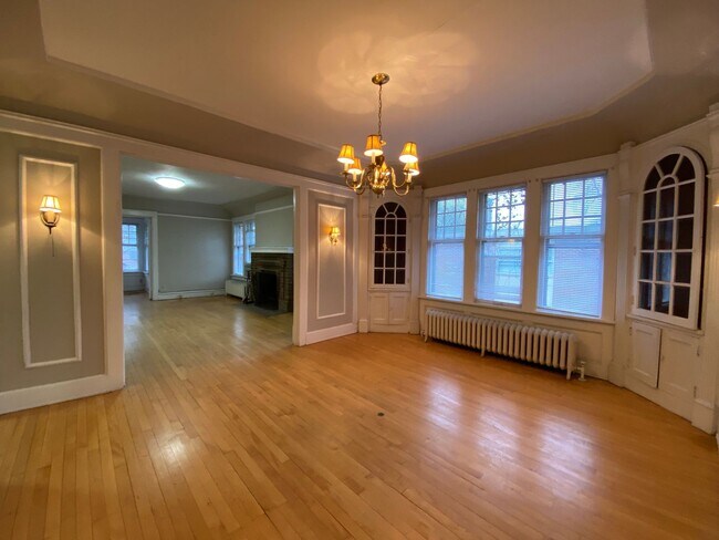 Foto del edificio - 2533 N Lake Dr