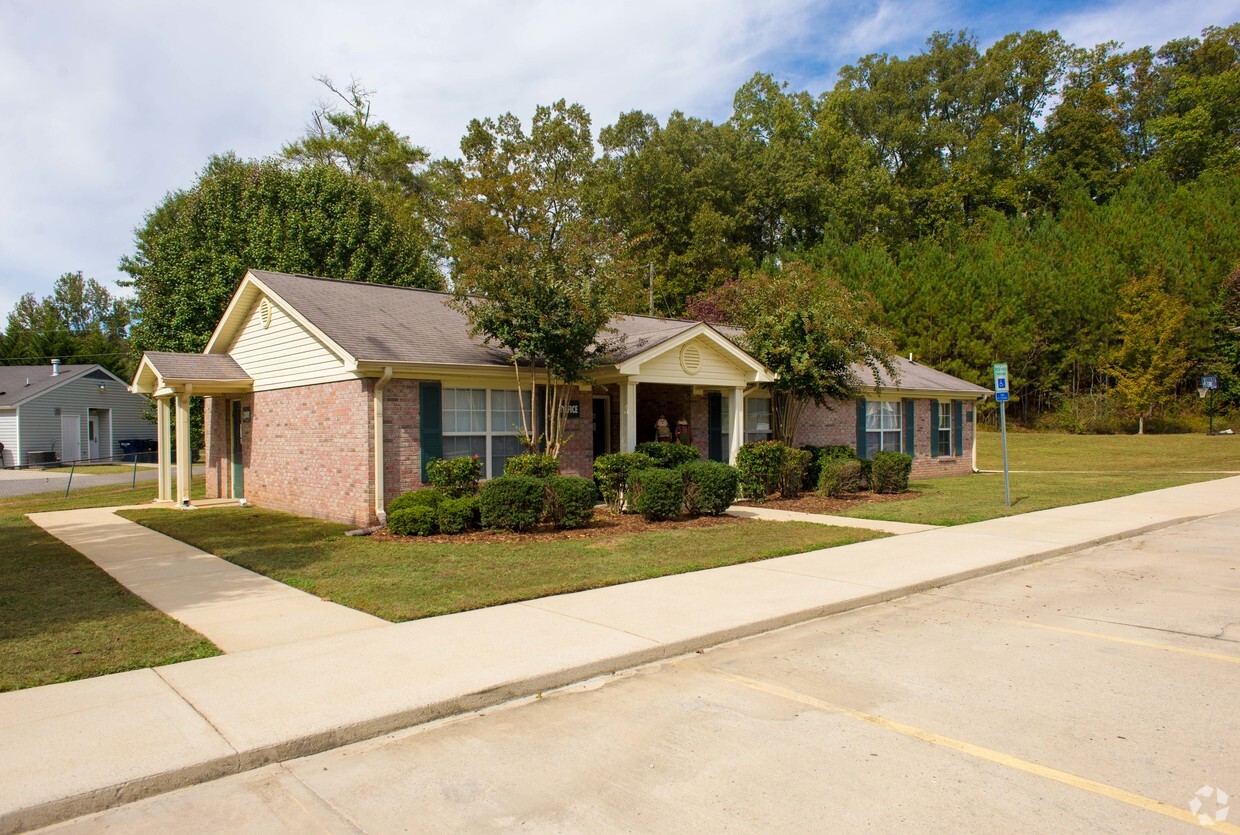 Foto del edificio - Oak Meadows Apartments