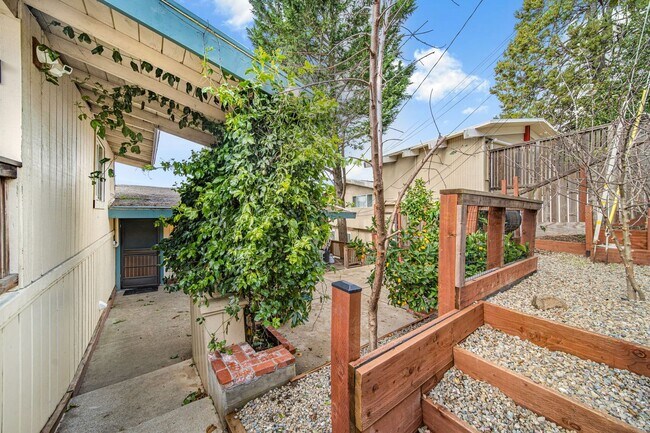 Building Photo - Introducing the Shepherd Canyon Flat – You...