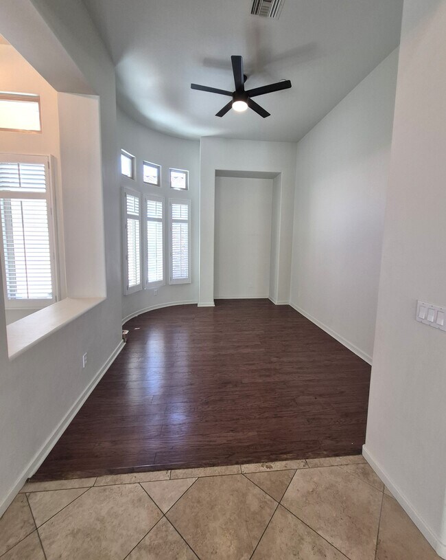 Foto del edificio - 12825 N Mystic View Pl