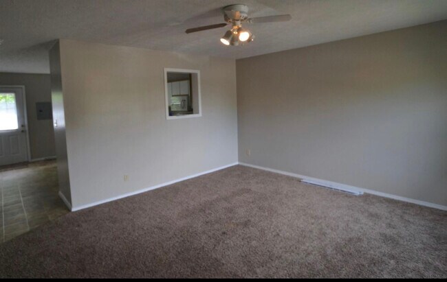 Living Room - 1383 W Allen St