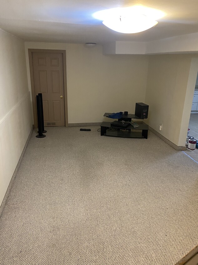 Photo du bâtiment - 1242 Tynegrove Rd