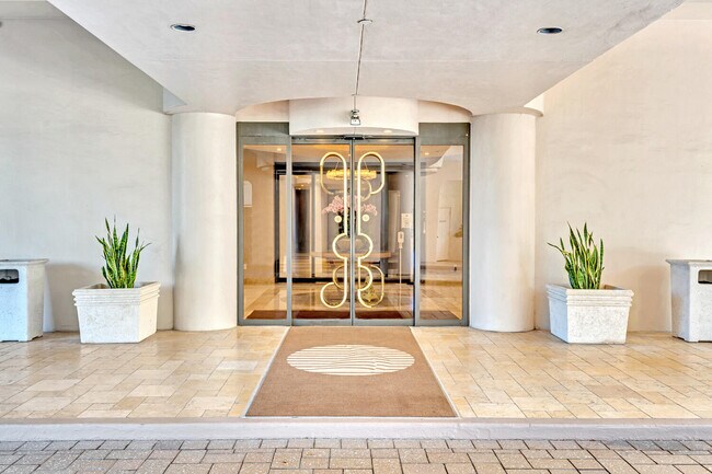 Foto del edificio - 19667 Turnberry Way