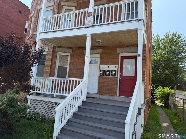 Building Photo - 79 James St