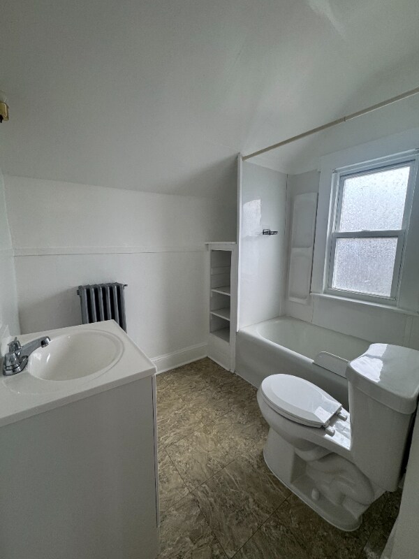 Foto del edificio - 447 Naugatuck Ave