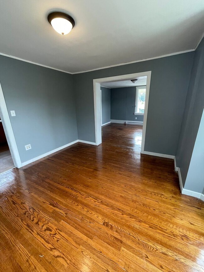 Foto del edificio - 3 Bed 1 Bath House in Williamstown