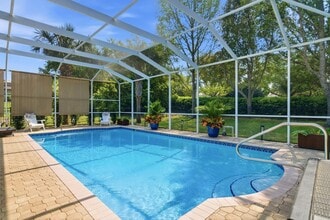 Building Photo - 1020 W Rollingwood Ct