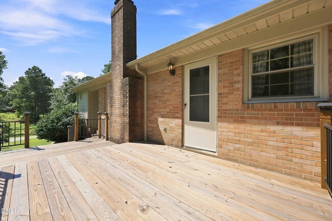 Building Photo - 41 Hillcrest Dr