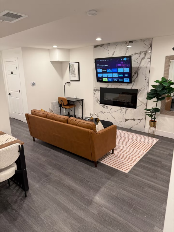 Primary Photo - 5349 S Indiana Ave